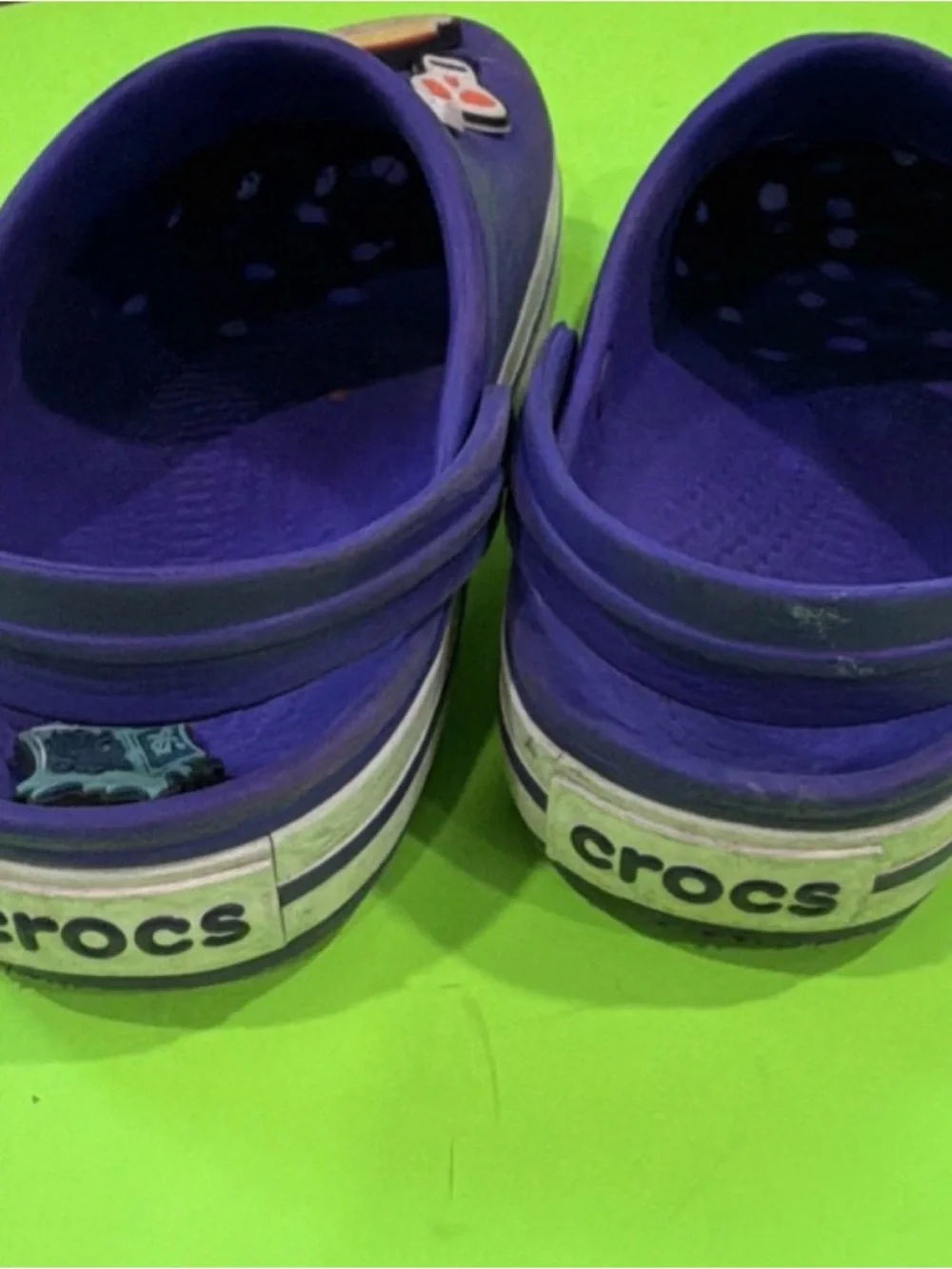 CROCS bright purple